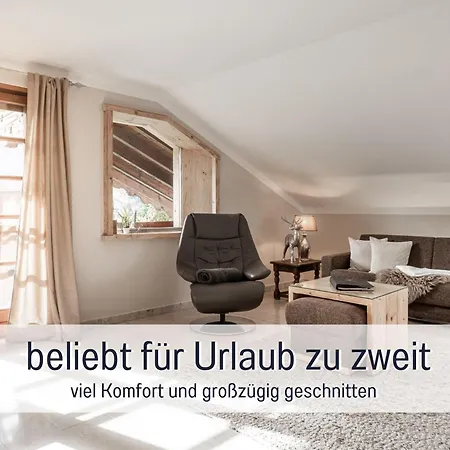 Bauer In Apartment Piding